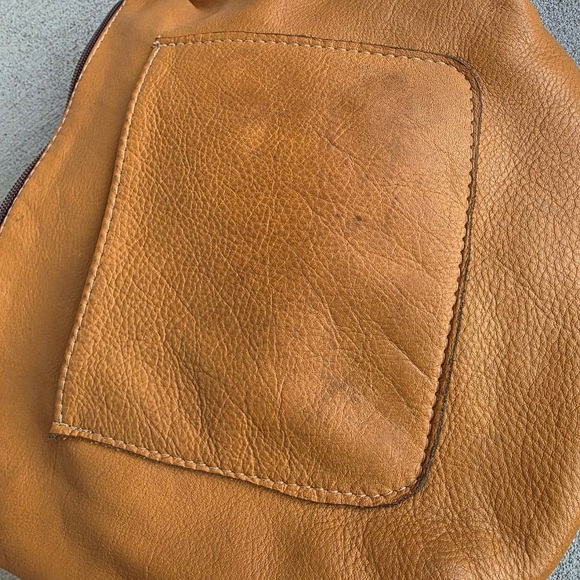 Beautiful handmade Breezy Mountain Leather crossbody bag, crafted in ColoradoUSA - Picture 4 of 7